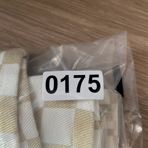 NEW Tilly's RSQ  Tan & White Checkered Denim Skirt Size 26 - Picture 5 of 5